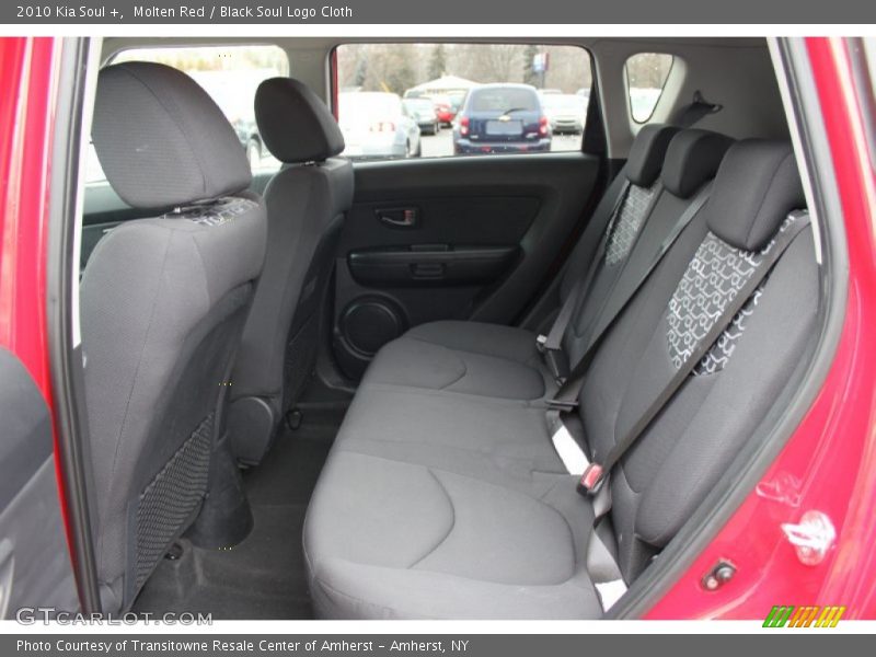 Molten Red / Black Soul Logo Cloth 2010 Kia Soul +