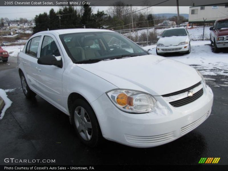 Summit White / Gray 2005 Chevrolet Cobalt Sedan