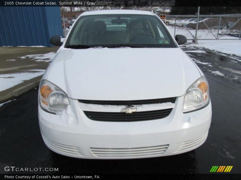 Summit White / Gray 2005 Chevrolet Cobalt Sedan