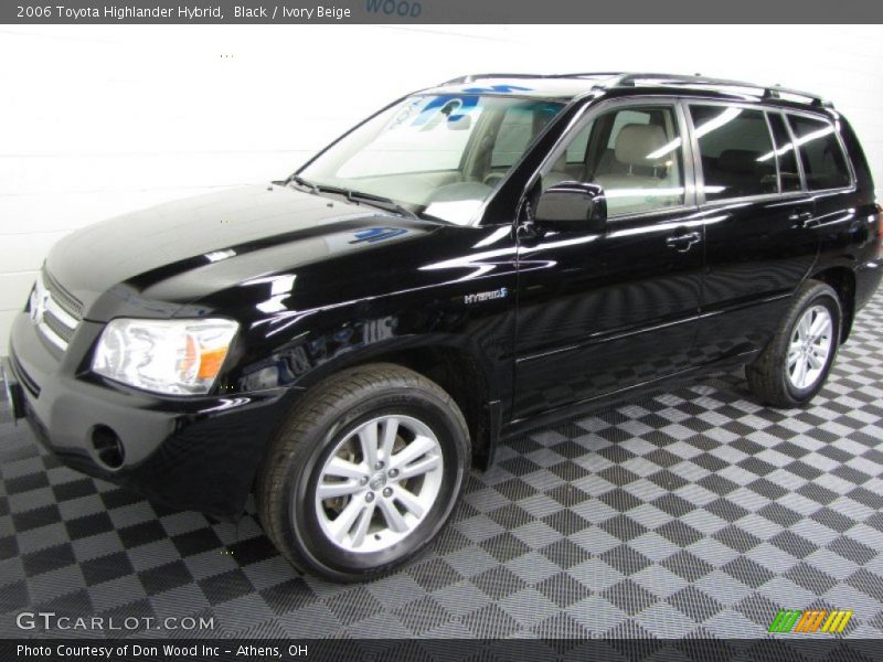 Black / Ivory Beige 2006 Toyota Highlander Hybrid
