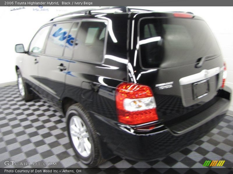 Black / Ivory Beige 2006 Toyota Highlander Hybrid