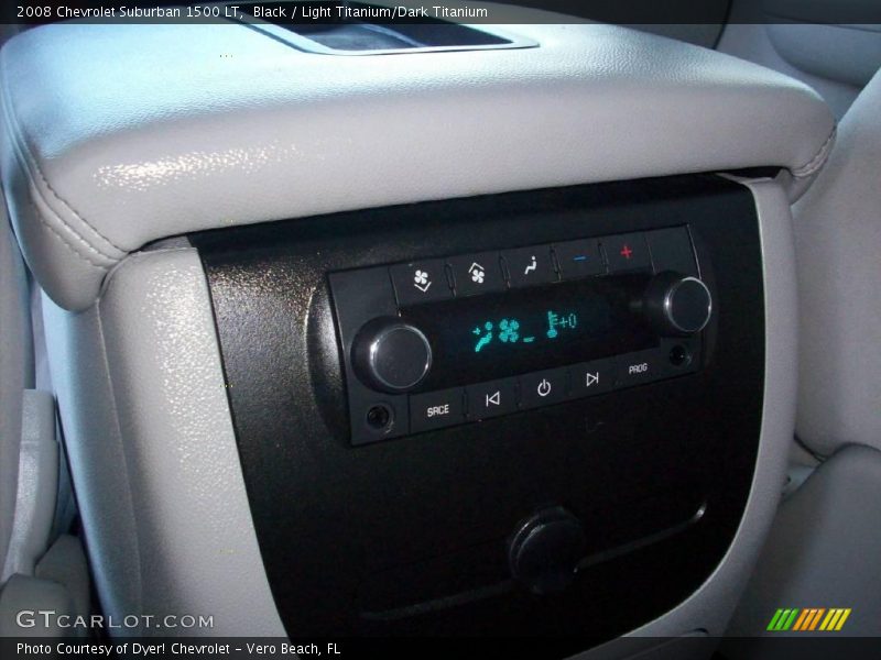 Black / Light Titanium/Dark Titanium 2008 Chevrolet Suburban 1500 LT
