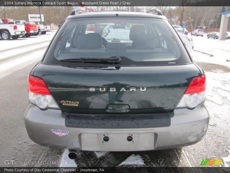 Woodland Green Pearl / Gray 2004 Subaru Impreza Outback Sport Wagon