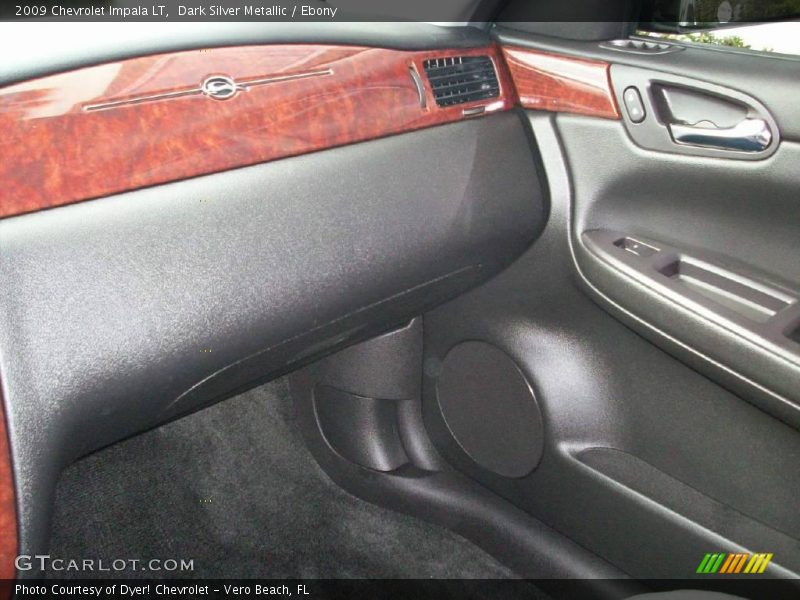 Dark Silver Metallic / Ebony 2009 Chevrolet Impala LT