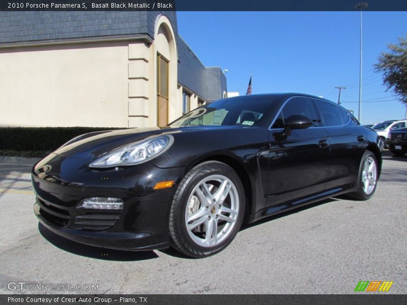 Front 3/4 View of 2010 Panamera S