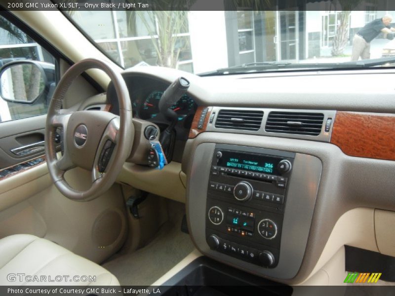 Onyx Black / Light Tan 2008 GMC Yukon XL SLT