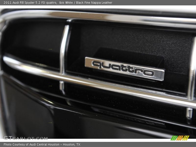 Ibis White / Black Fine Nappa Leather 2011 Audi R8 Spyder 5.2 FSI quattro