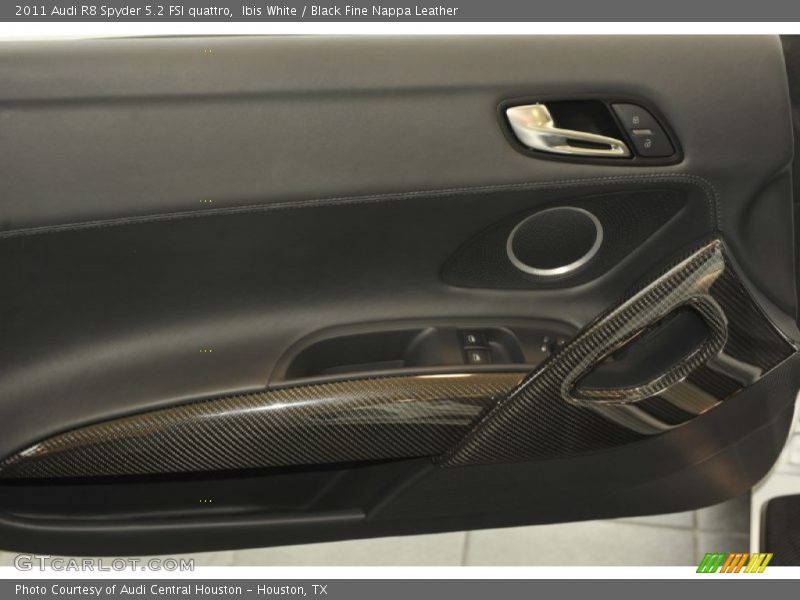 Ibis White / Black Fine Nappa Leather 2011 Audi R8 Spyder 5.2 FSI quattro