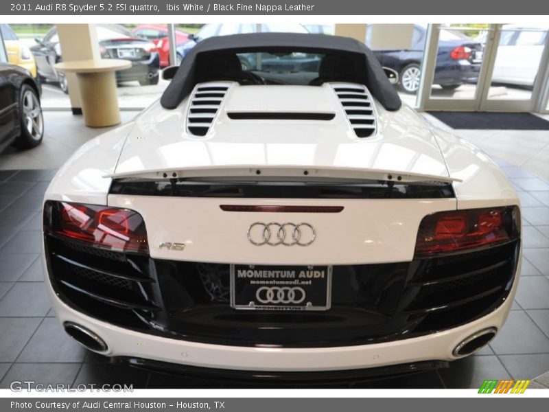 Ibis White / Black Fine Nappa Leather 2011 Audi R8 Spyder 5.2 FSI quattro