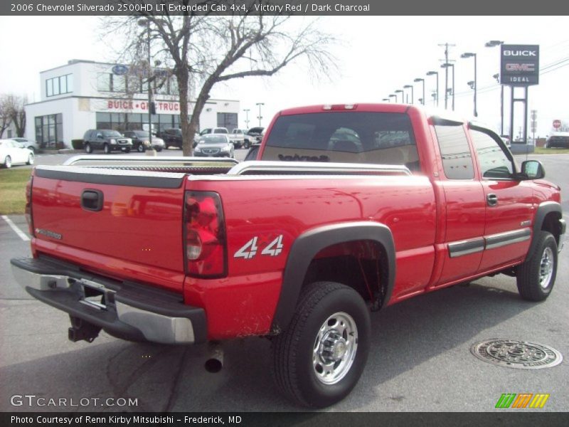 Victory Red / Dark Charcoal 2006 Chevrolet Silverado 2500HD LT Extended Cab 4x4