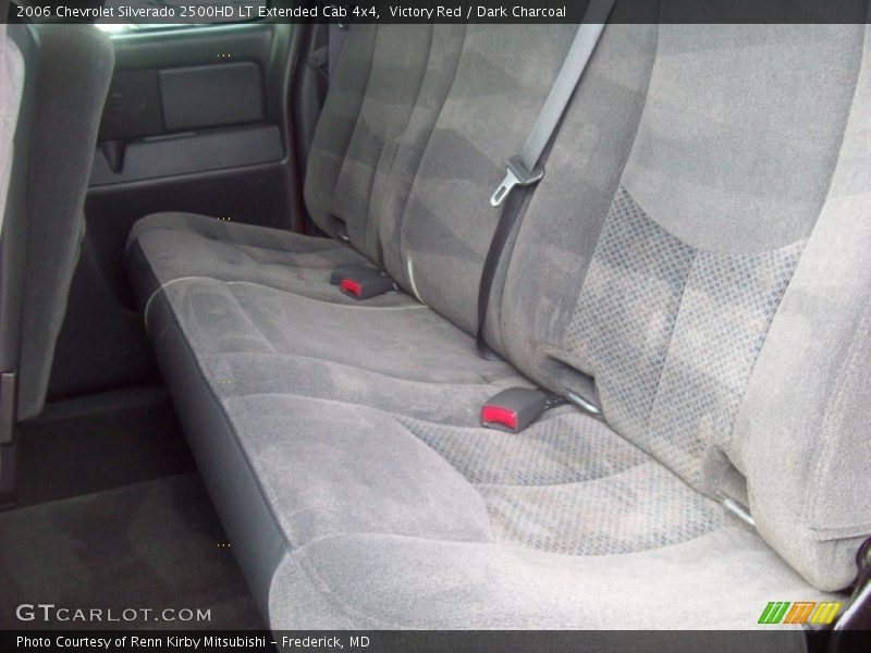 Victory Red / Dark Charcoal 2006 Chevrolet Silverado 2500HD LT Extended Cab 4x4