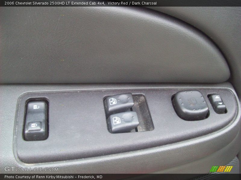 Victory Red / Dark Charcoal 2006 Chevrolet Silverado 2500HD LT Extended Cab 4x4