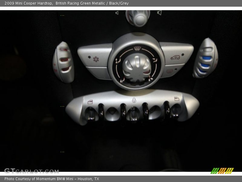 British Racing Green Metallic / Black/Grey 2009 Mini Cooper Hardtop