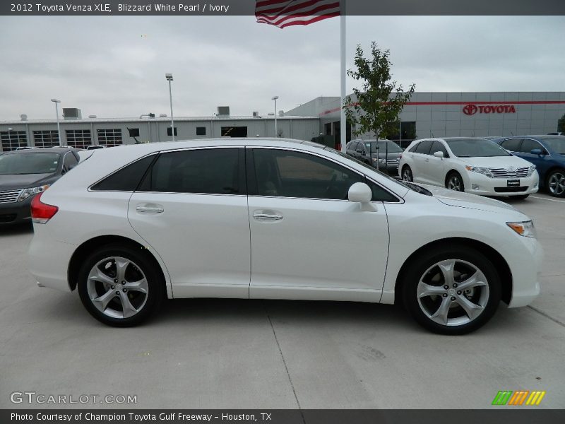 Blizzard White Pearl / Ivory 2012 Toyota Venza XLE