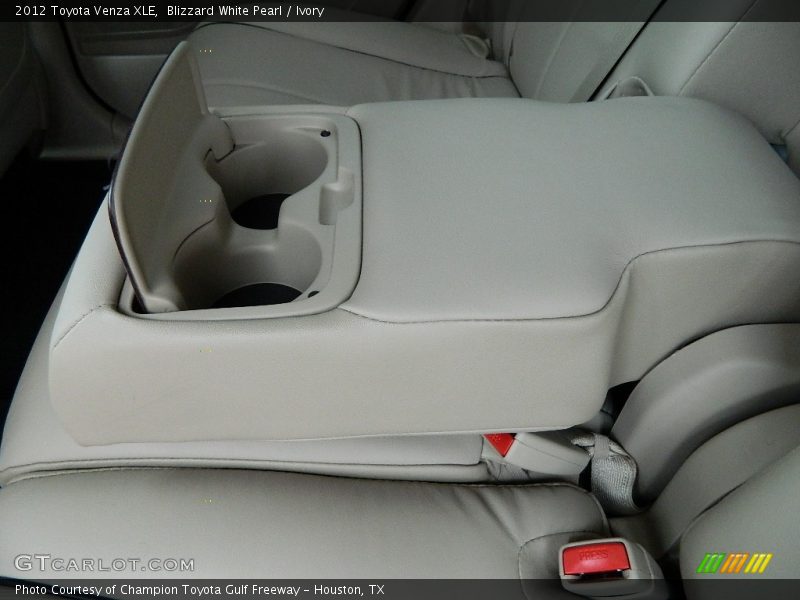 Blizzard White Pearl / Ivory 2012 Toyota Venza XLE