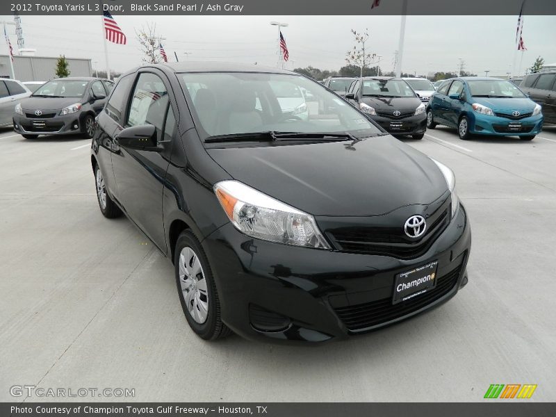 Black Sand Pearl / Ash Gray 2012 Toyota Yaris L 3 Door