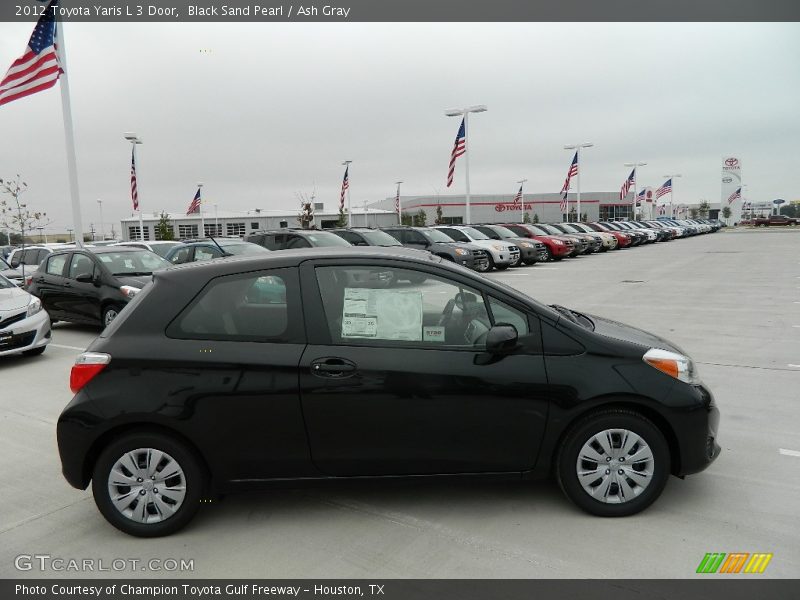  2012 Yaris L 3 Door Black Sand Pearl