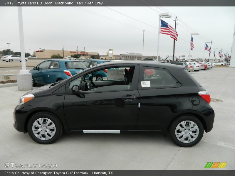  2012 Yaris L 3 Door Black Sand Pearl