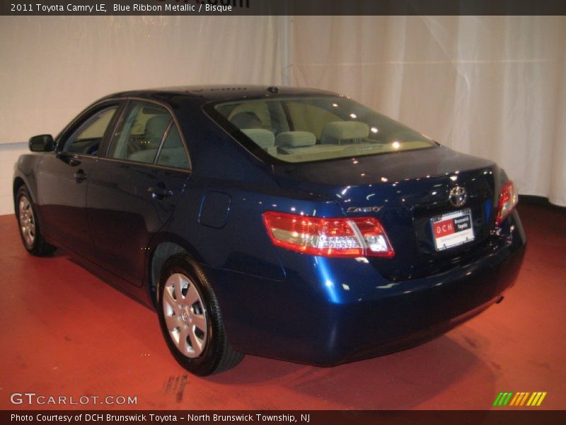 Blue Ribbon Metallic / Bisque 2011 Toyota Camry LE