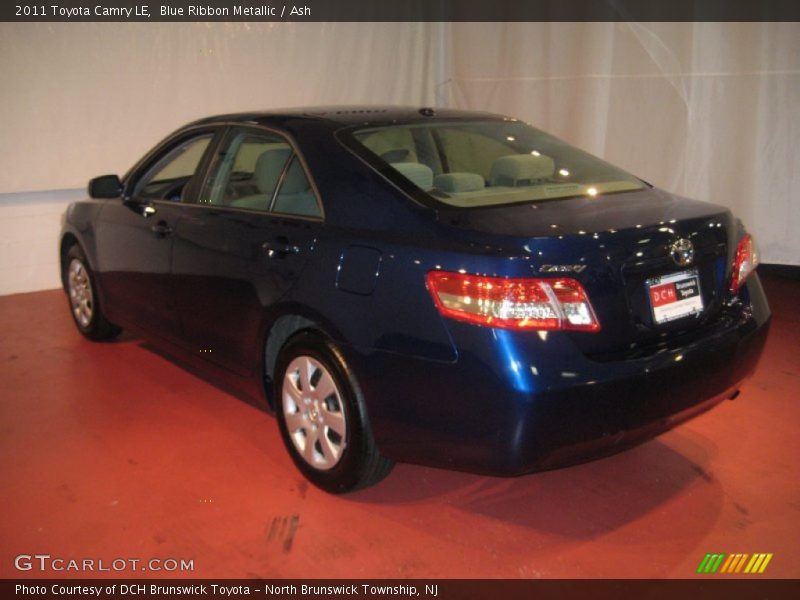 Blue Ribbon Metallic / Ash 2011 Toyota Camry LE