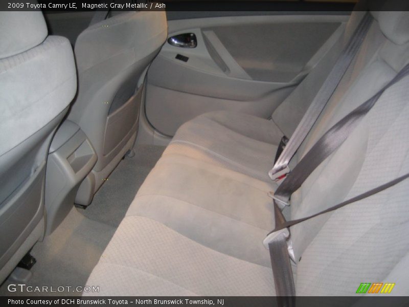 Magnetic Gray Metallic / Ash 2009 Toyota Camry LE