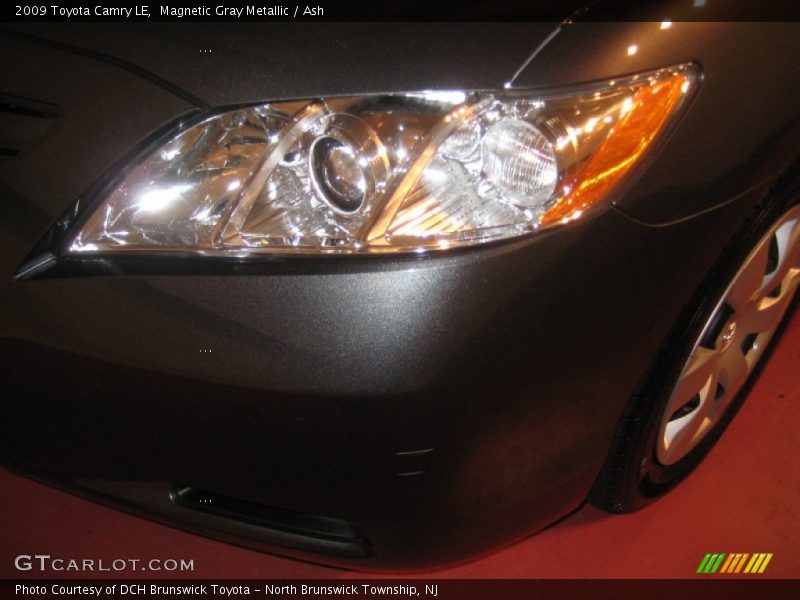 Magnetic Gray Metallic / Ash 2009 Toyota Camry LE