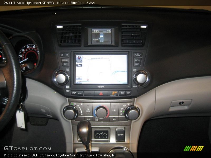 Nautical Blue Pearl / Ash 2011 Toyota Highlander SE 4WD