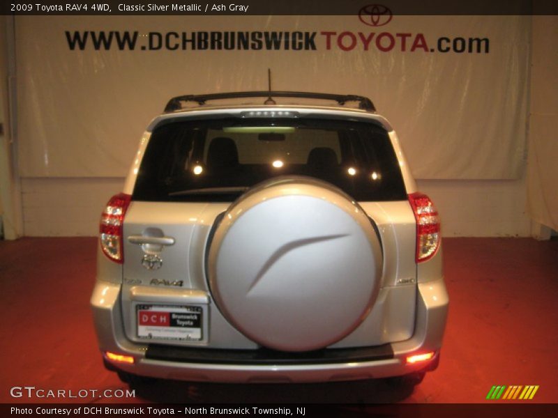 Classic Silver Metallic / Ash Gray 2009 Toyota RAV4 4WD