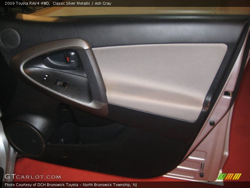 Classic Silver Metallic / Ash Gray 2009 Toyota RAV4 4WD