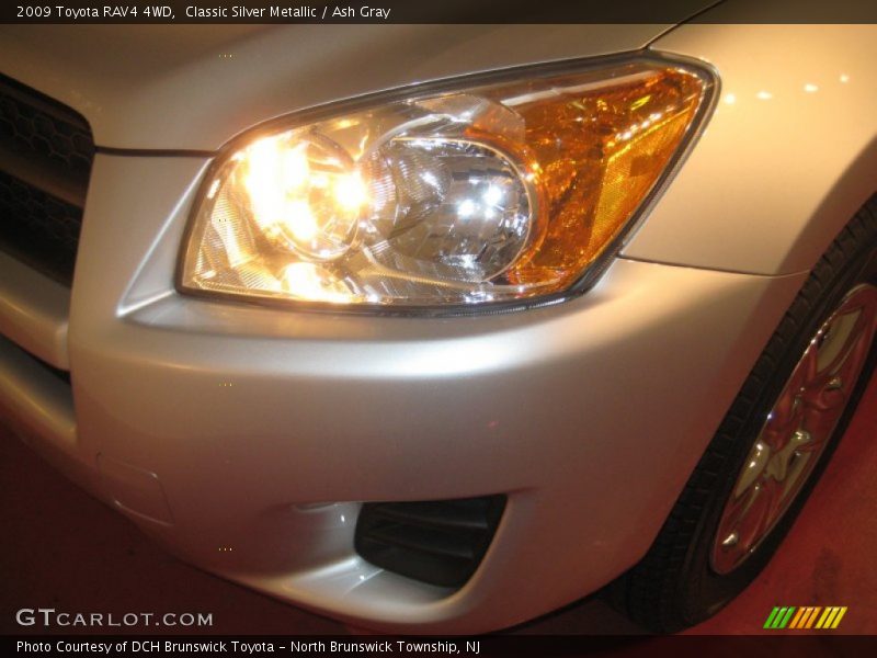 Classic Silver Metallic / Ash Gray 2009 Toyota RAV4 4WD