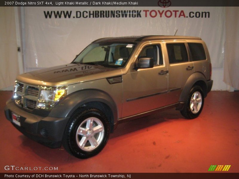 Light Khaki Metallic / Dark Khaki/Medium Khaki 2007 Dodge Nitro SXT 4x4