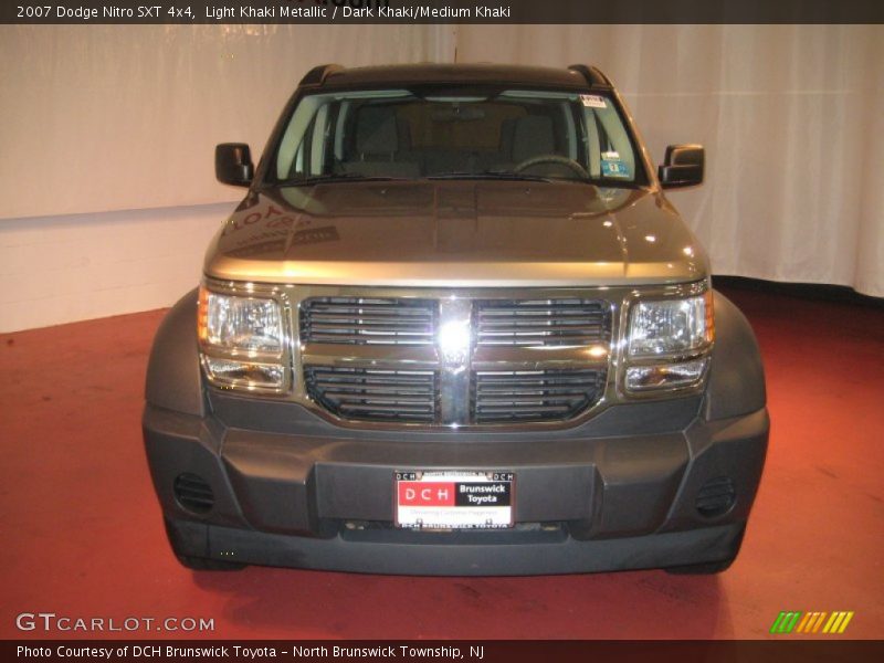 Light Khaki Metallic / Dark Khaki/Medium Khaki 2007 Dodge Nitro SXT 4x4