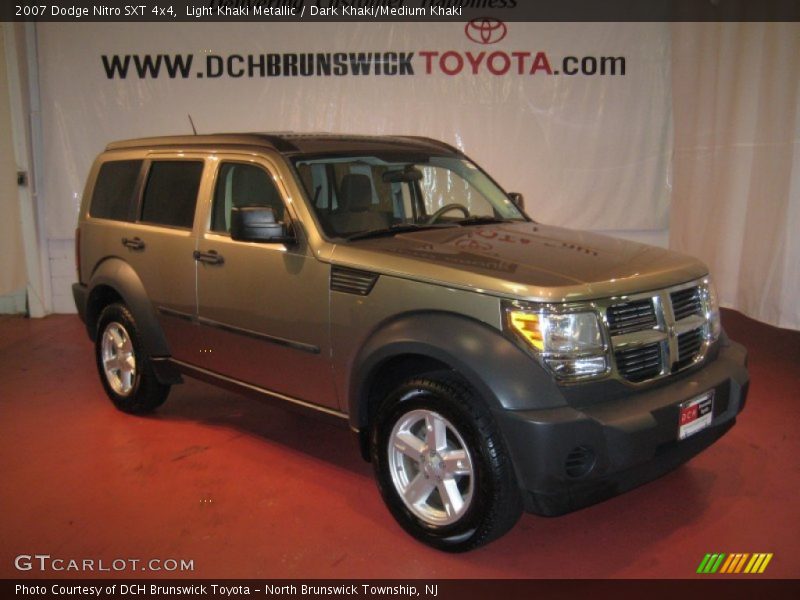 Light Khaki Metallic / Dark Khaki/Medium Khaki 2007 Dodge Nitro SXT 4x4