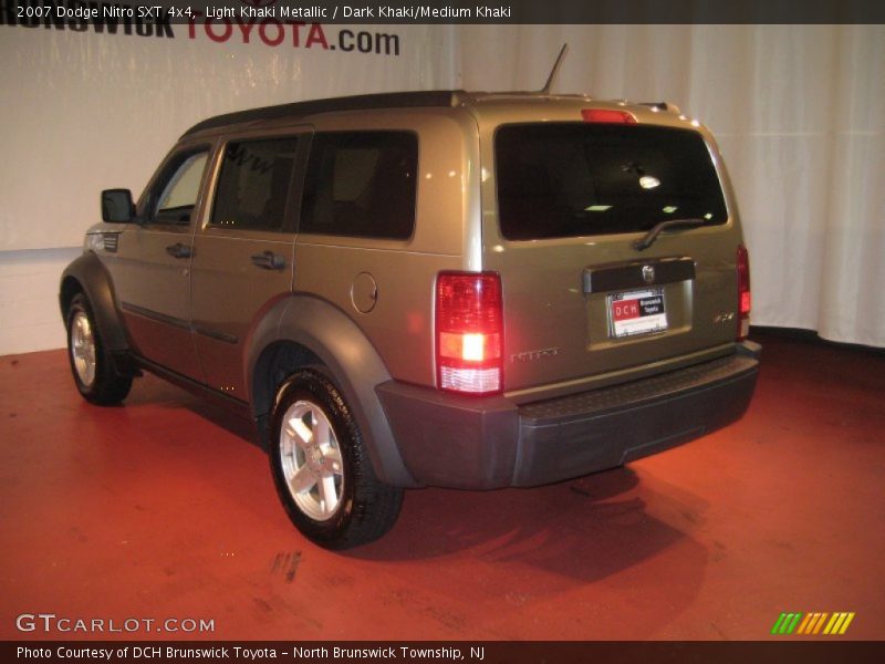 Light Khaki Metallic / Dark Khaki/Medium Khaki 2007 Dodge Nitro SXT 4x4