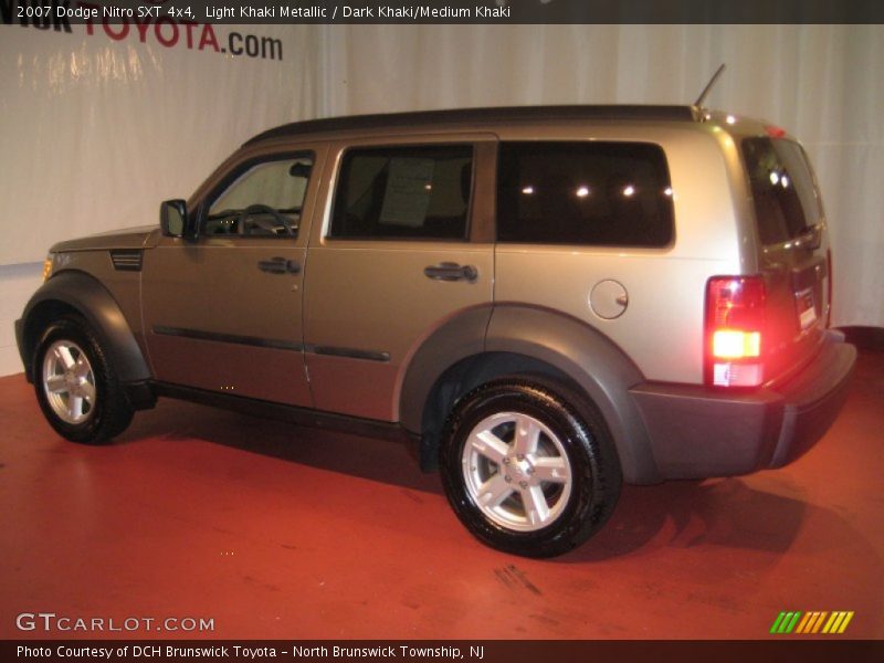 Light Khaki Metallic / Dark Khaki/Medium Khaki 2007 Dodge Nitro SXT 4x4