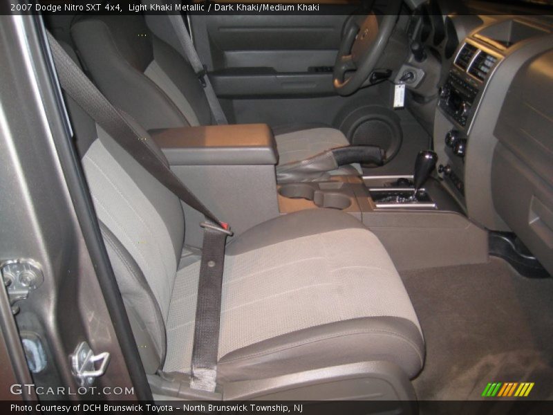 Light Khaki Metallic / Dark Khaki/Medium Khaki 2007 Dodge Nitro SXT 4x4