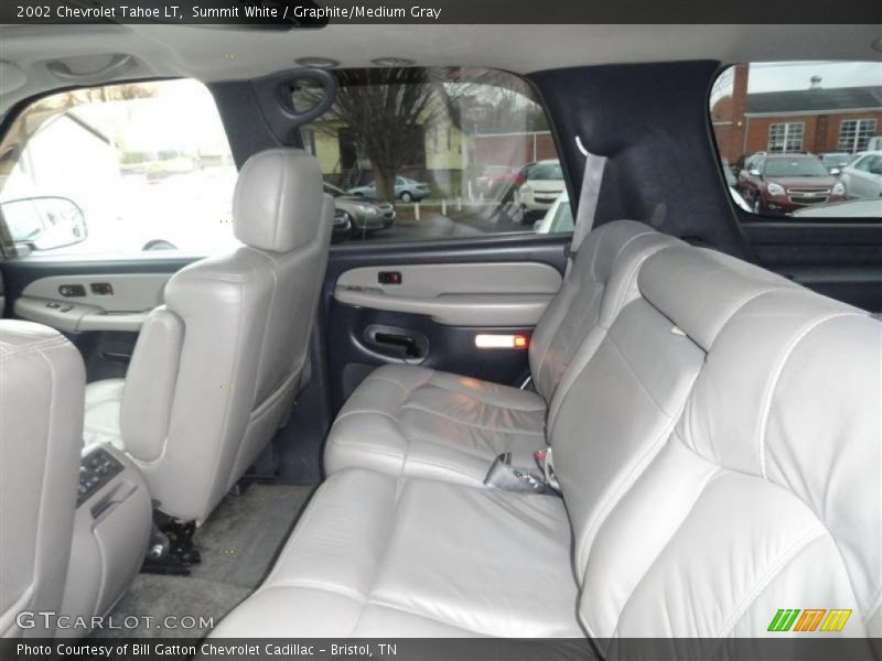 Summit White / Graphite/Medium Gray 2002 Chevrolet Tahoe LT