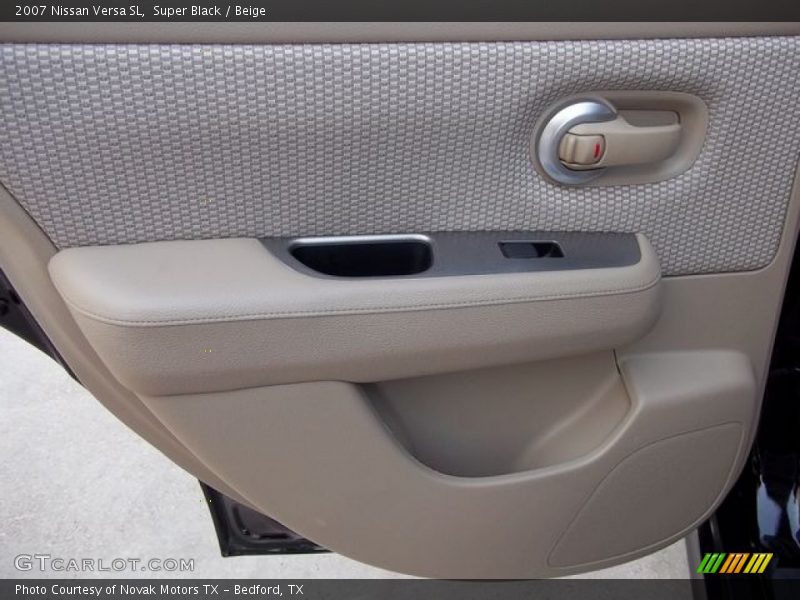 Super Black / Beige 2007 Nissan Versa SL