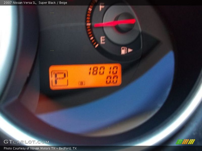 Super Black / Beige 2007 Nissan Versa SL