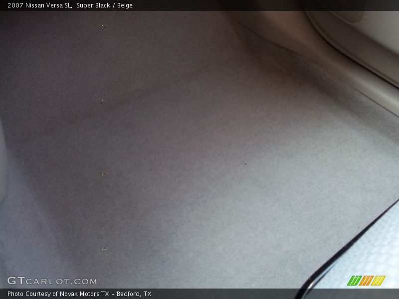Super Black / Beige 2007 Nissan Versa SL