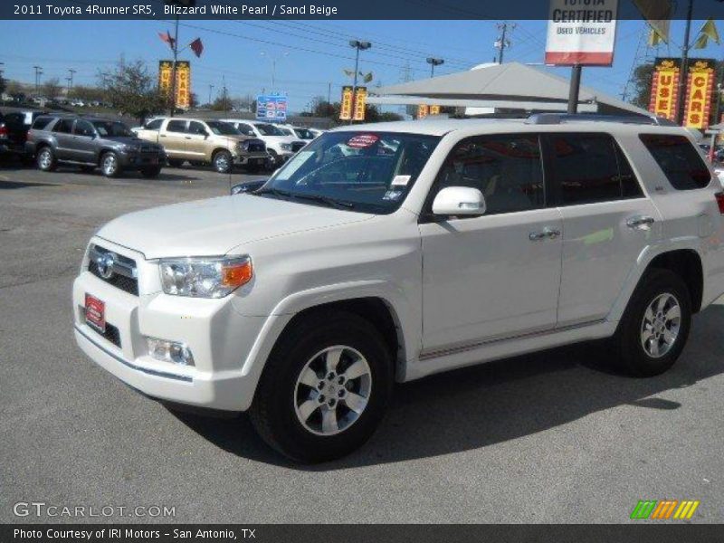 Blizzard White Pearl / Sand Beige 2011 Toyota 4Runner SR5