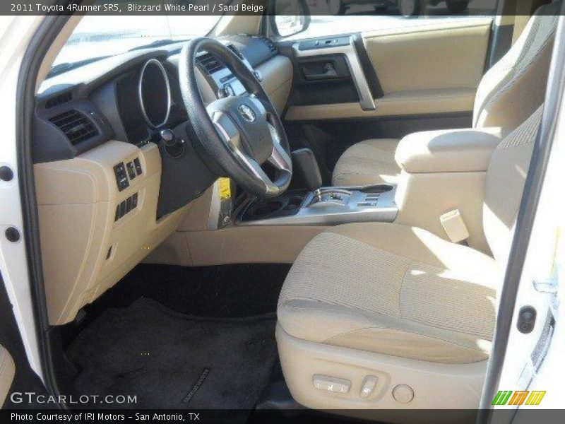 Blizzard White Pearl / Sand Beige 2011 Toyota 4Runner SR5