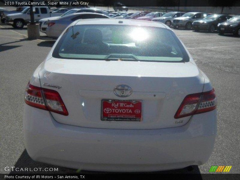 Super White / Ash Gray 2010 Toyota Camry LE