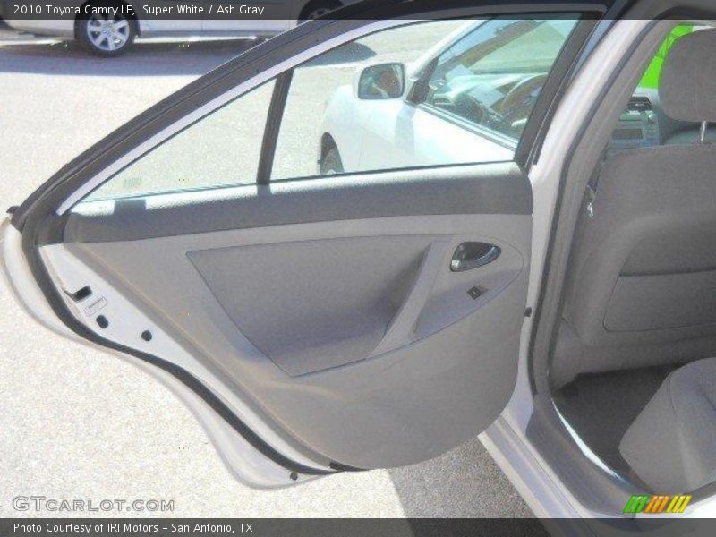 Super White / Ash Gray 2010 Toyota Camry LE