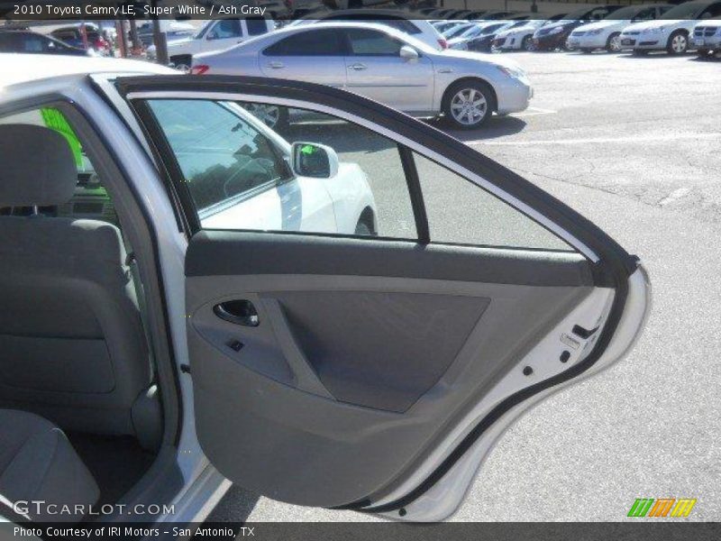 Super White / Ash Gray 2010 Toyota Camry LE