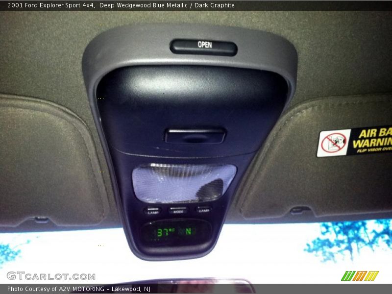 Deep Wedgewood Blue Metallic / Dark Graphite 2001 Ford Explorer Sport 4x4