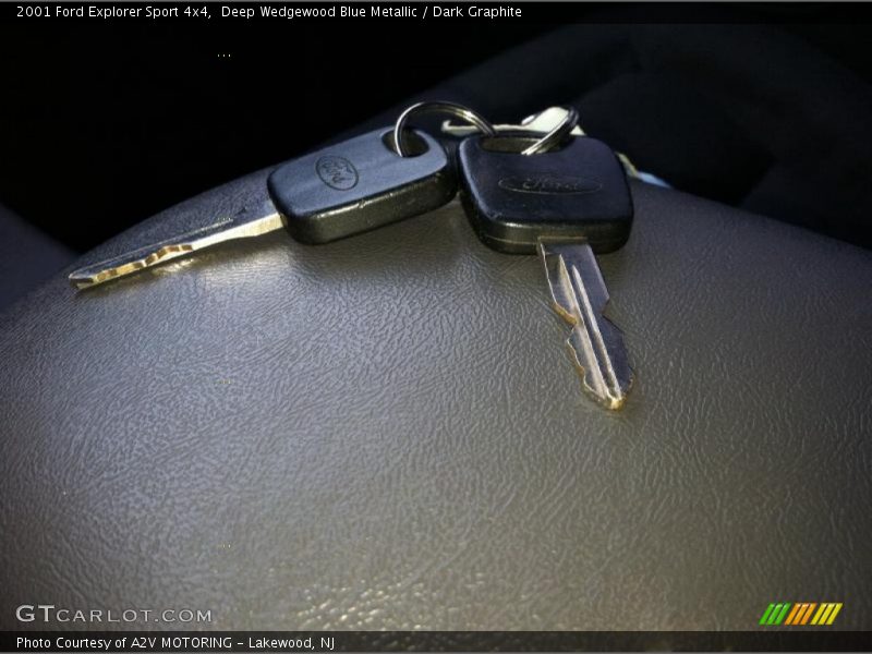 Deep Wedgewood Blue Metallic / Dark Graphite 2001 Ford Explorer Sport 4x4