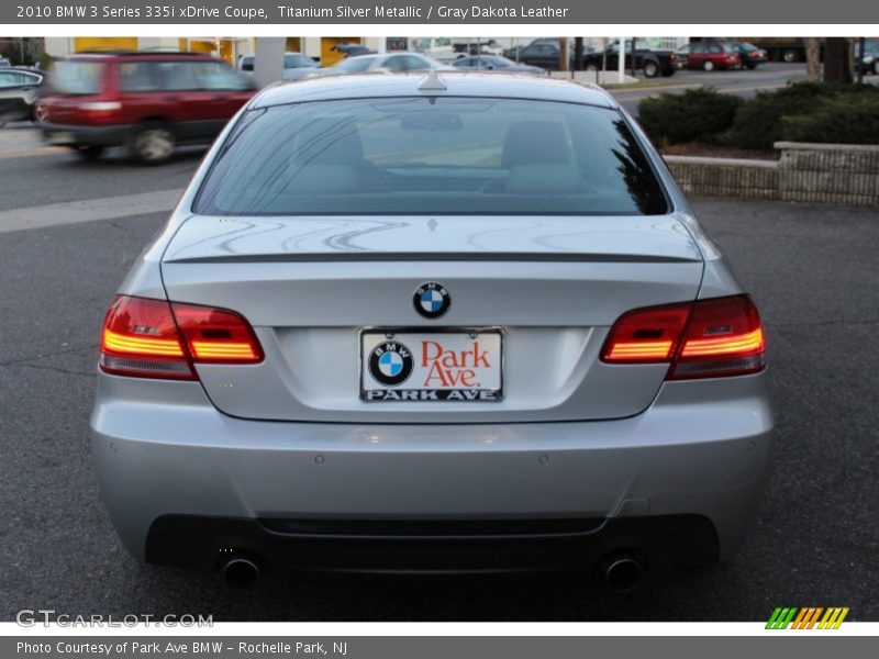 Titanium Silver Metallic / Gray Dakota Leather 2010 BMW 3 Series 335i xDrive Coupe