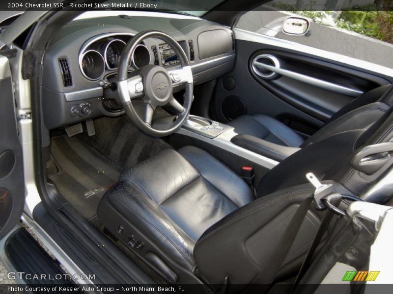  2004 SSR  Ebony Interior