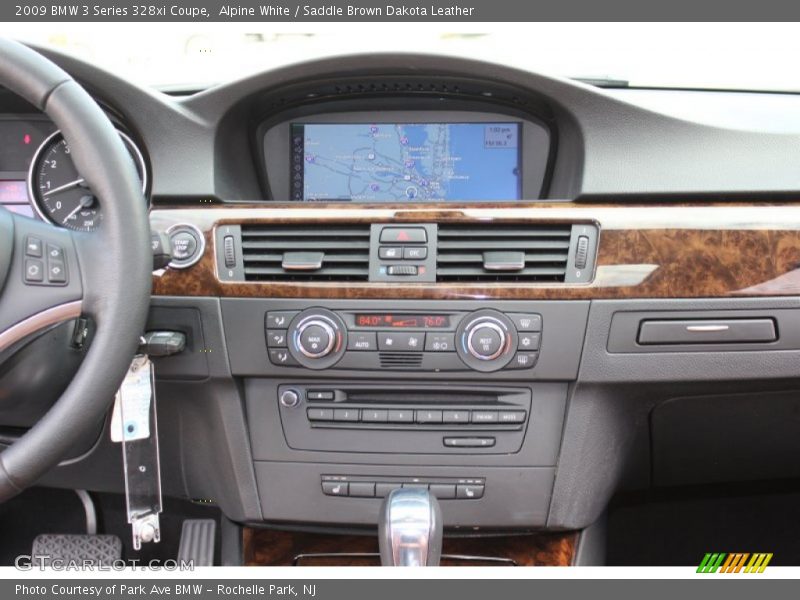 Alpine White / Saddle Brown Dakota Leather 2009 BMW 3 Series 328xi Coupe